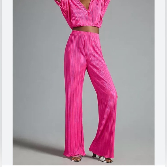 Good American Always Fit Plisse Pants - Picture 1 of 7